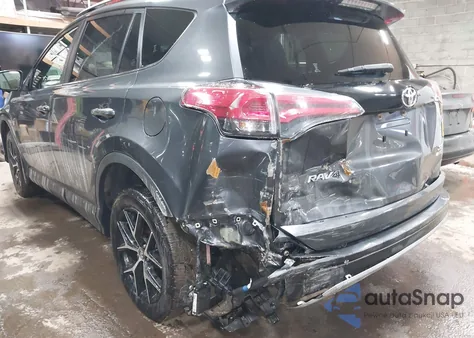 2017 Toyota Rav4 Se z USA, uszkodzony, nr VIN JTMJFREV4HD218460